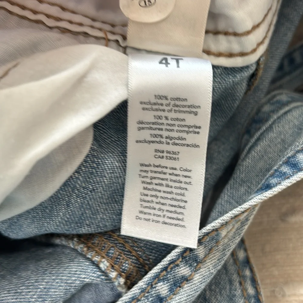OSHKOSH B'gosh 4T Toddler Girls Overall‎ Faded Blue Jeans Vestbak